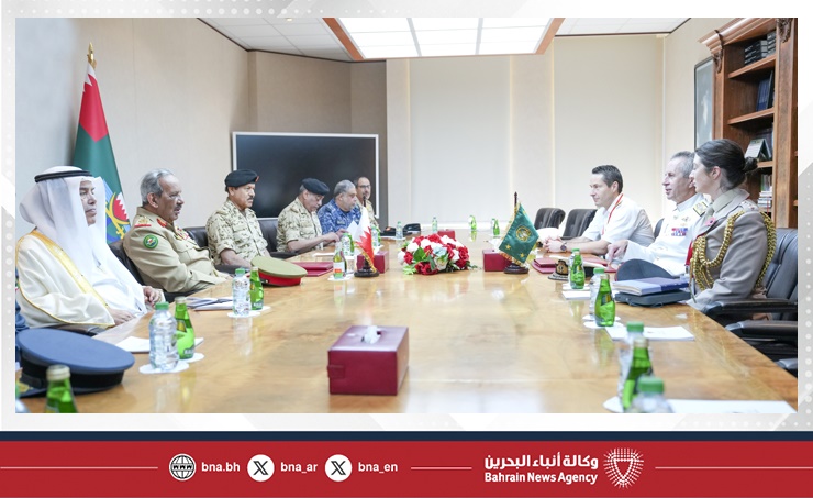 القائد العام لقوة دفاع البحرين يستقبل نائب القائد الأعلى لقوات التحالف في أوروبا